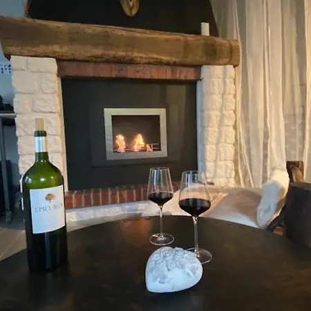 La Parenthese Du Rond Royal Bed & Breakfast