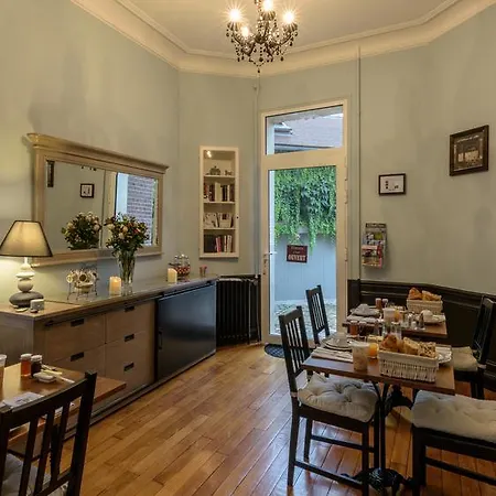 La Parenthese Du Rond Royal