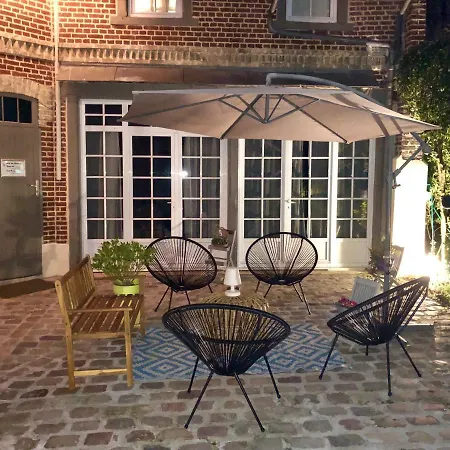 Bed & Breakfast La Parenthese Du Rond Royal 4*