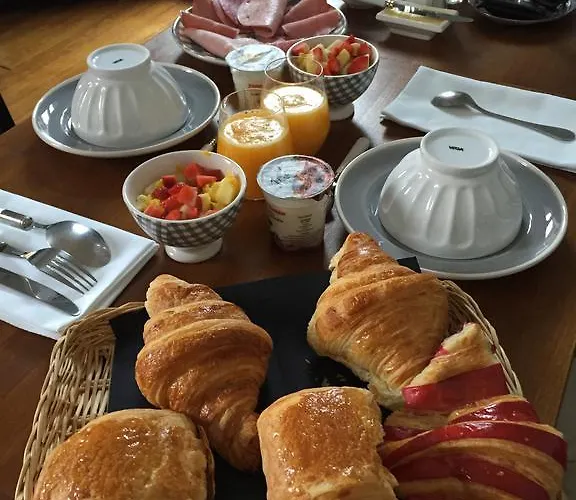 Bed & Breakfast La Parenthese Du Rond Royal 4*