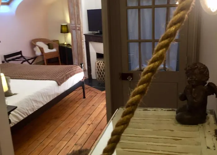 La Parenthese Du Rond Royal