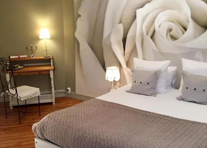 Bed & Breakfast La Parenthese Du Rond Royal 4*