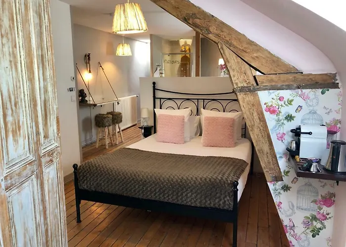 La Parenthese Du Rond Royal Bed & Breakfast